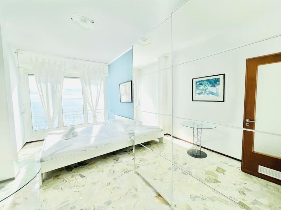 Suite Sunset 18 - Fronte Mare Sanremo Exterior photo